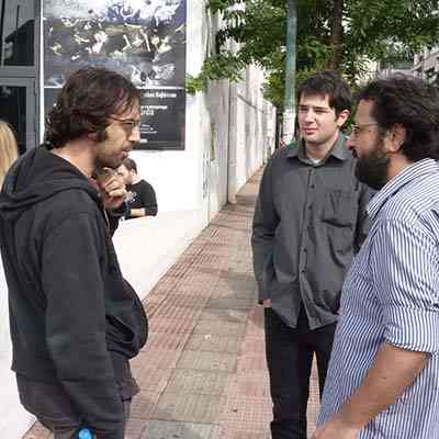 Ο Αλέξανδρος Βούλγαρης (The Boy), ο Δημήτρης Εμμανουηλίδης και ο Χρήστος Νικομάνης (ο δεύτερος βοηθός σκηνοθέτη).