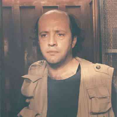 Το 2017 σε ένα άρθρο στο διαδίκτυο τον συμπεριέλαβαν στους δέκα ανθρώπους που ΔΕΝ θα ήθελε κάποιος να κλειστεί μαζί τους σε ένα ασανσέρ. 21 χρόνια νωρίτερα, φαίνεται πως είχα κάνει καλό casting...